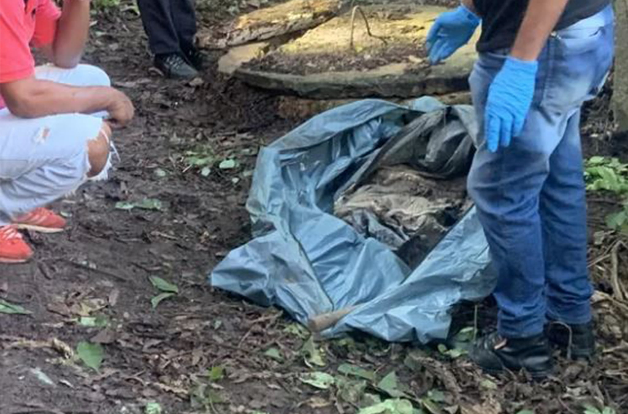 Técnica de Enfermagem é Encontrada Morta em Fossa 