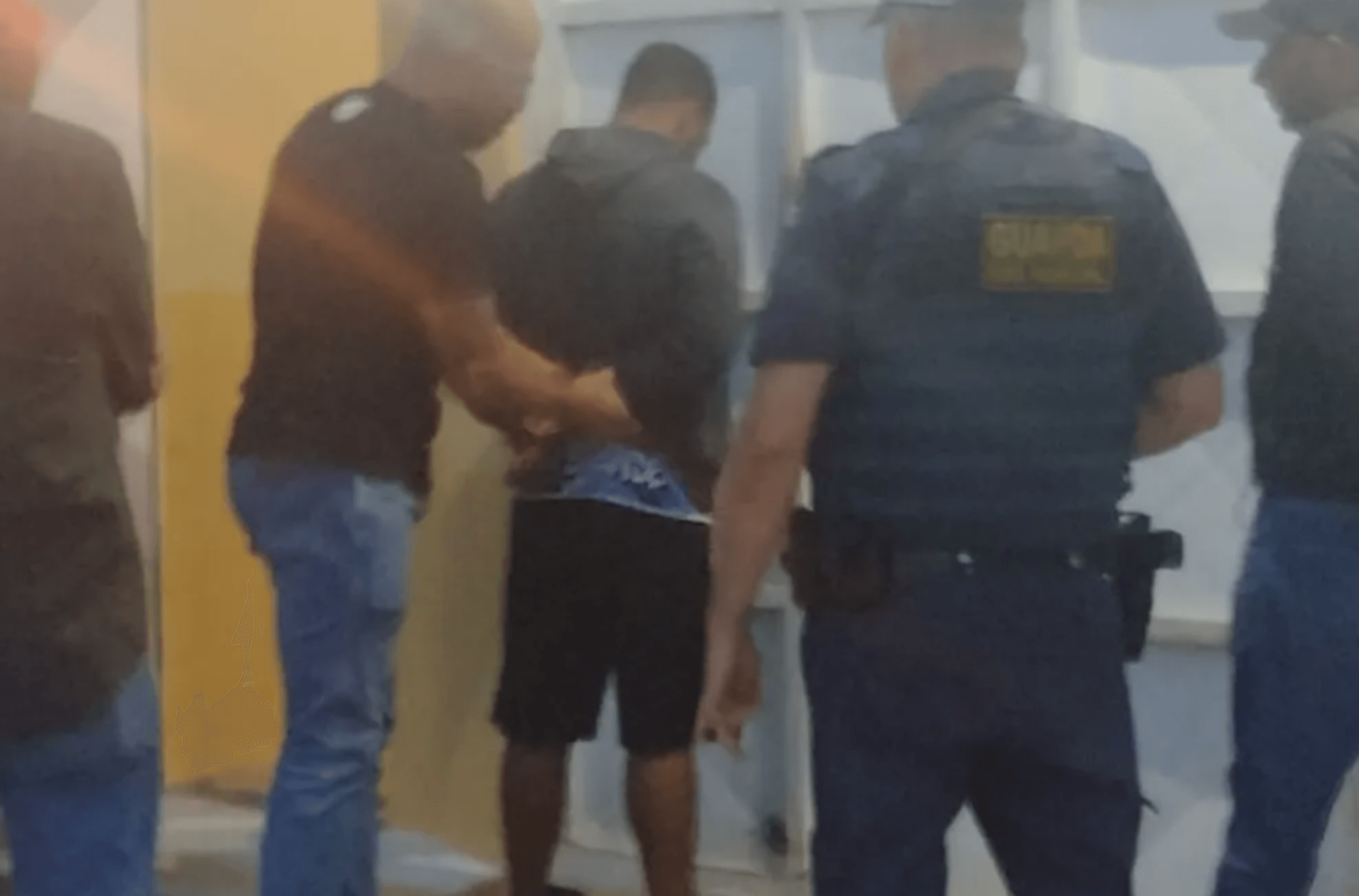 Homem é espancado até a morte com tacos de sinuca em clínica de reabilitação 