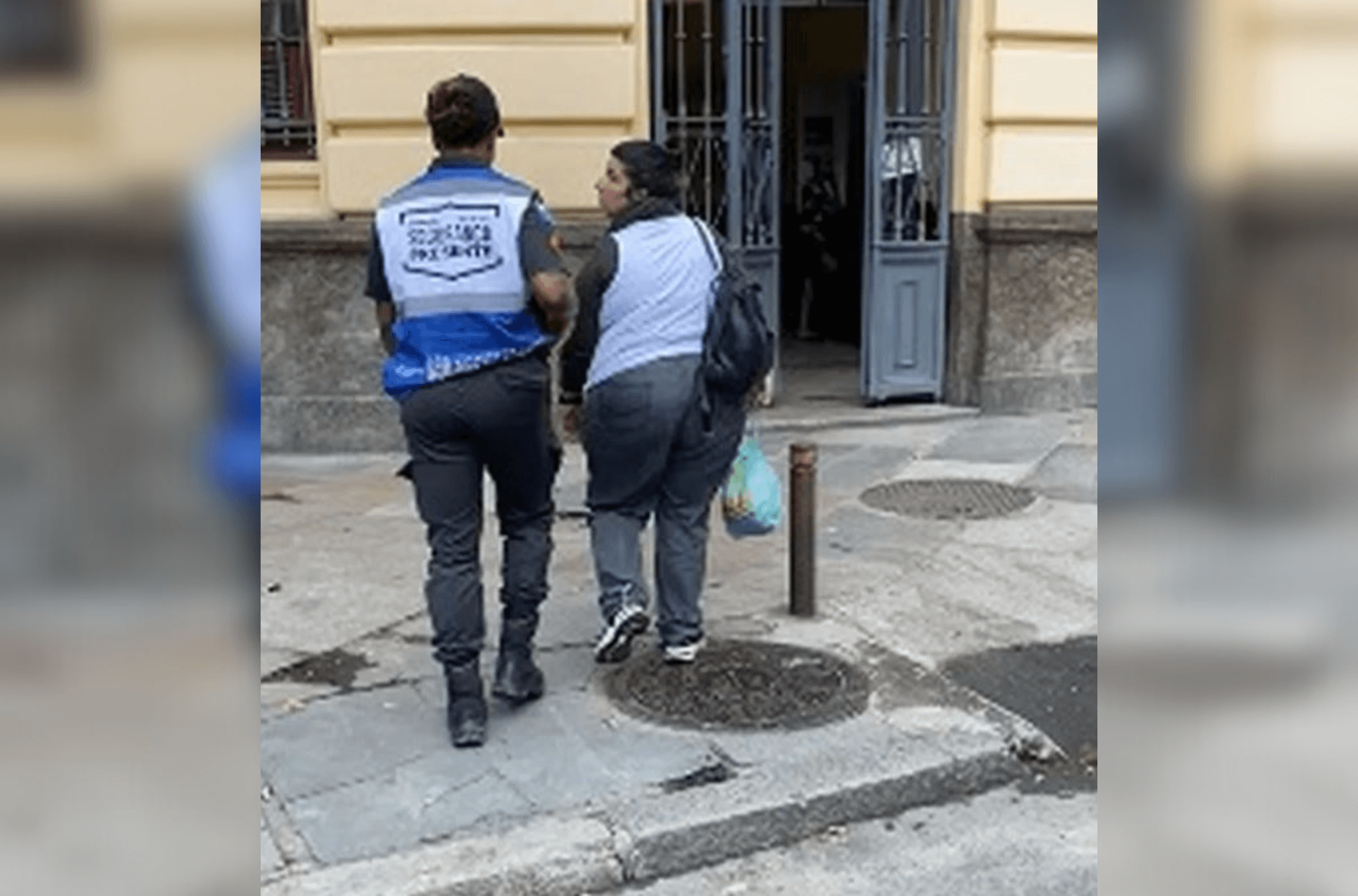 Mulher é presa por suspeita de dopar os pais de bebê para raptá-lo