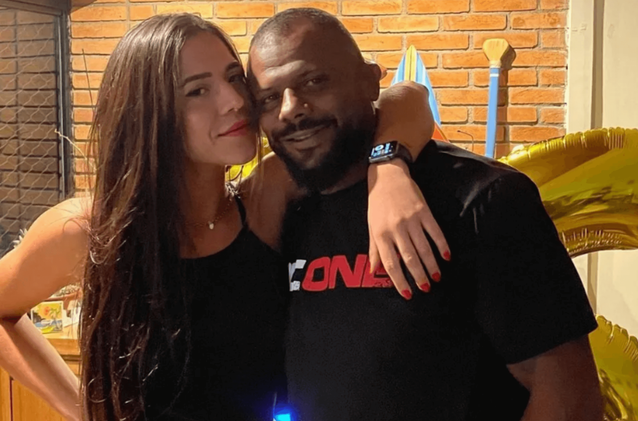 Imagem ilustra a vítima e o agressor.