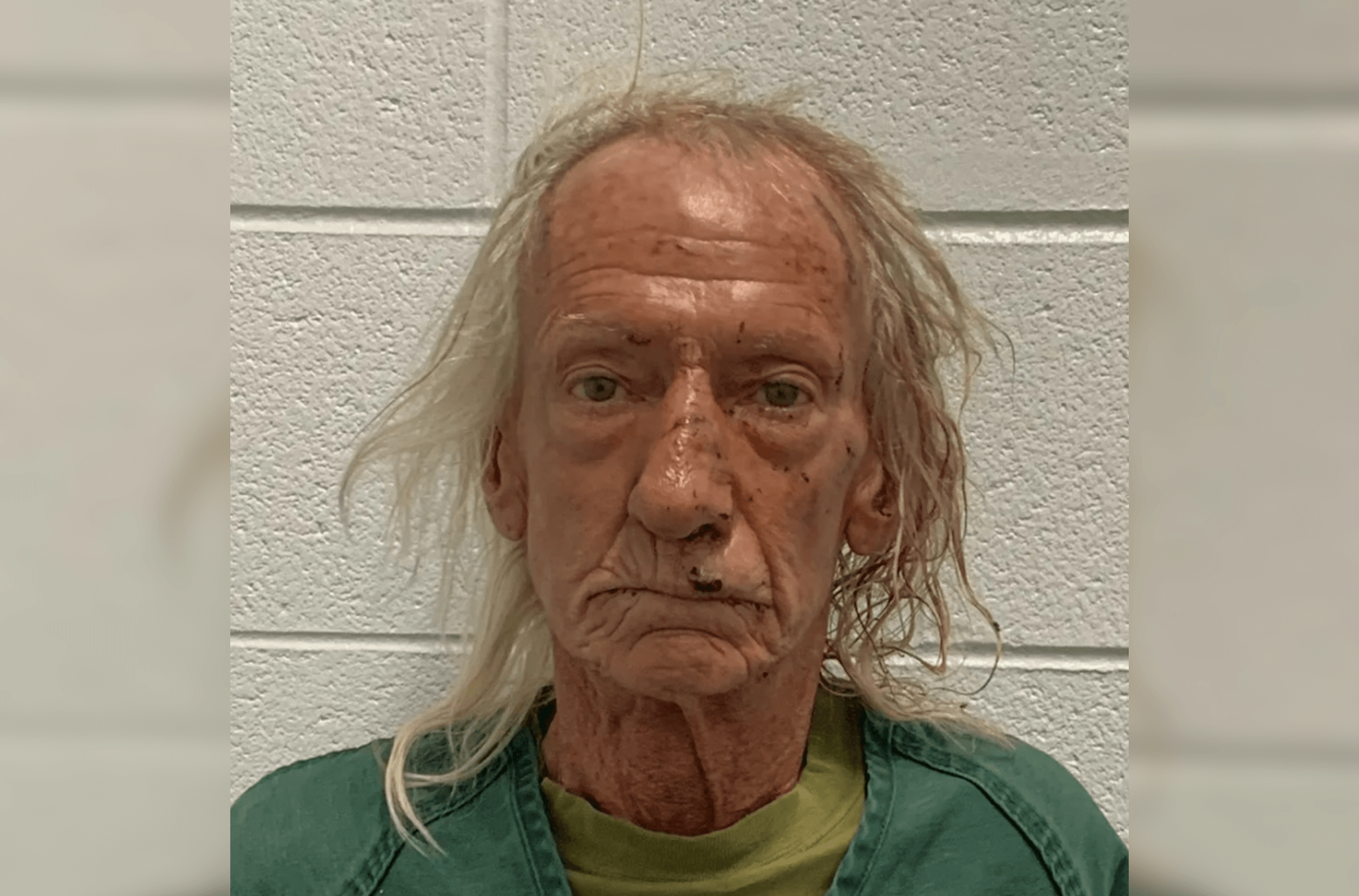 Idoso esfaqueia 26 vezes criança de 6 anos nos EUA