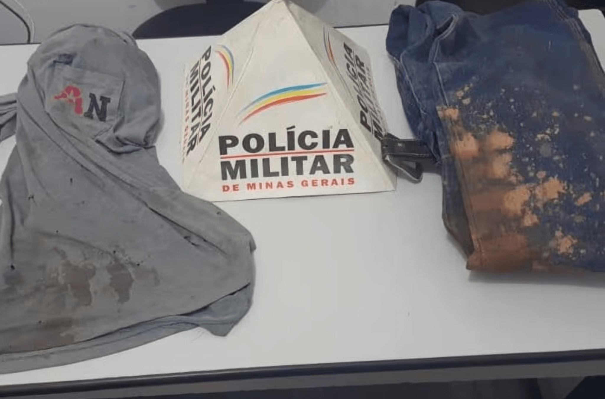 Imagem ilustra itens apreendidos