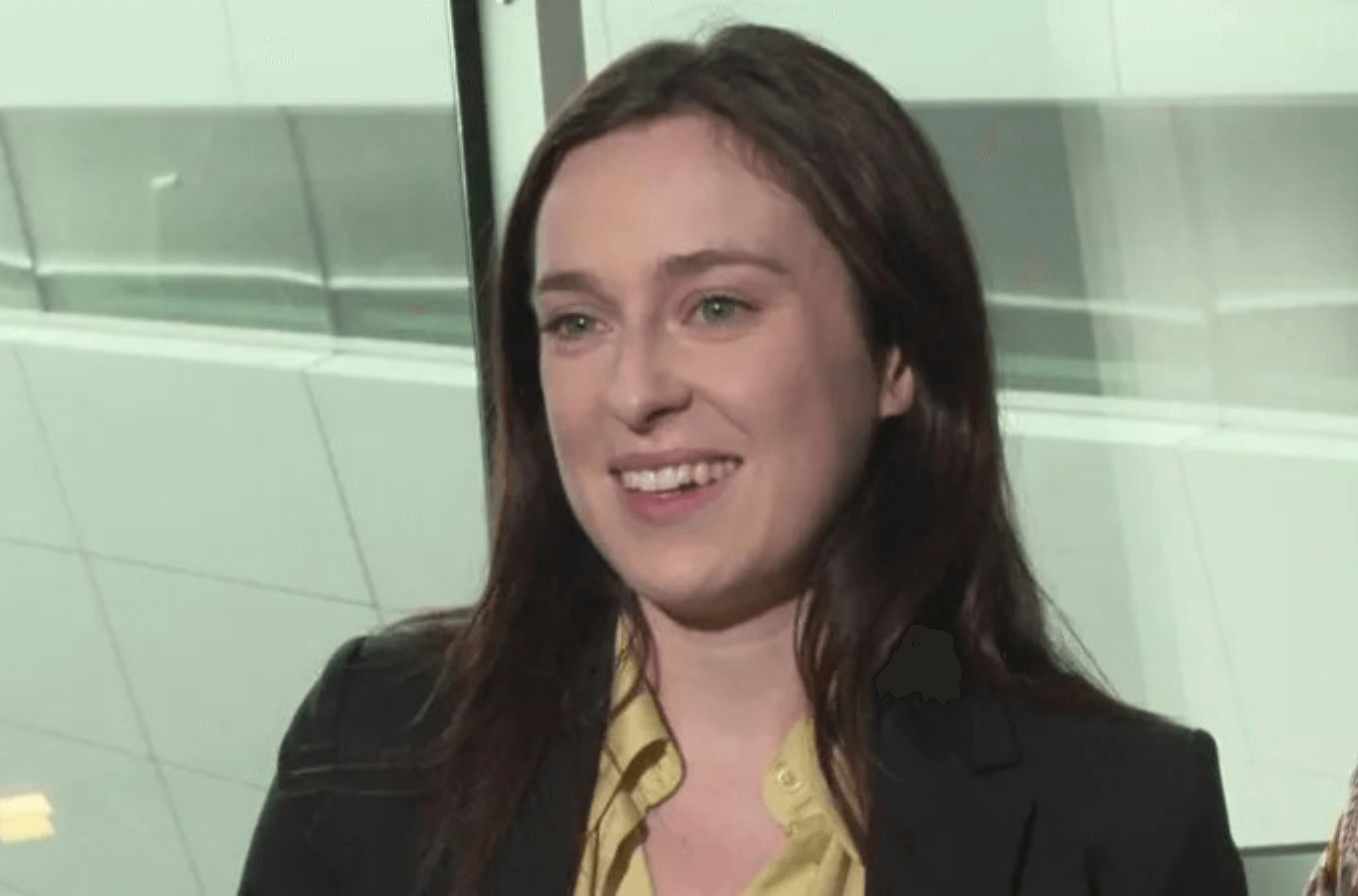 imagem ilustra a mulher detida