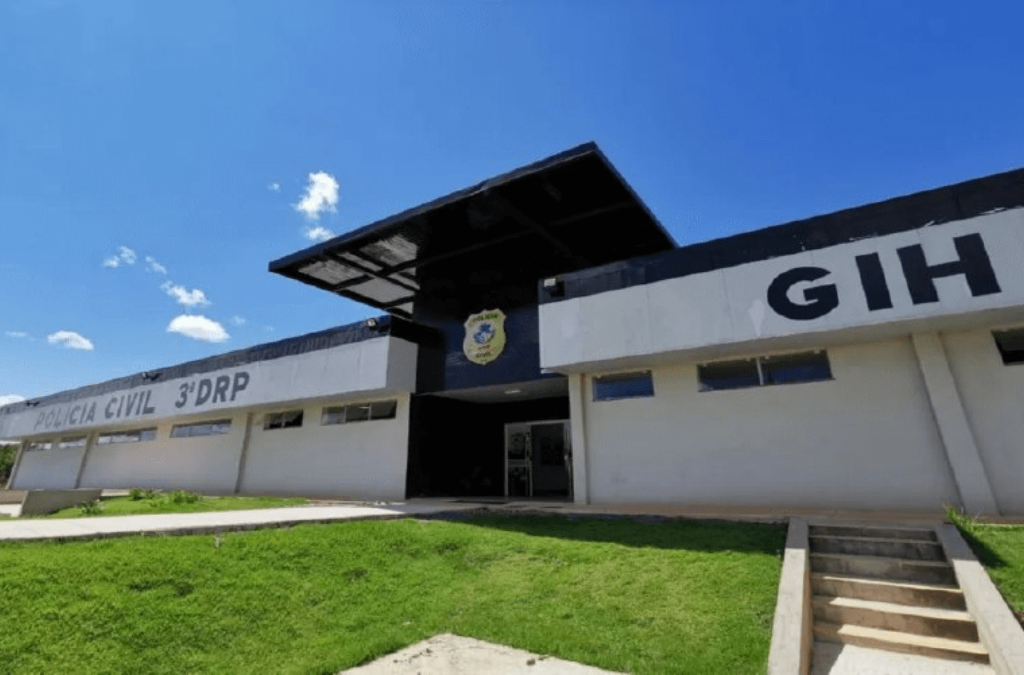 Homem tenta abusar de cachorro e é morto por outro cão